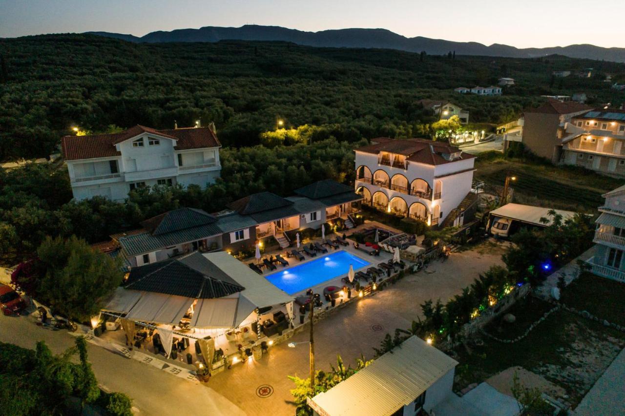 Villa Corali Apartments Sea Breath & Pool Amoudi Ngoại thất bức ảnh